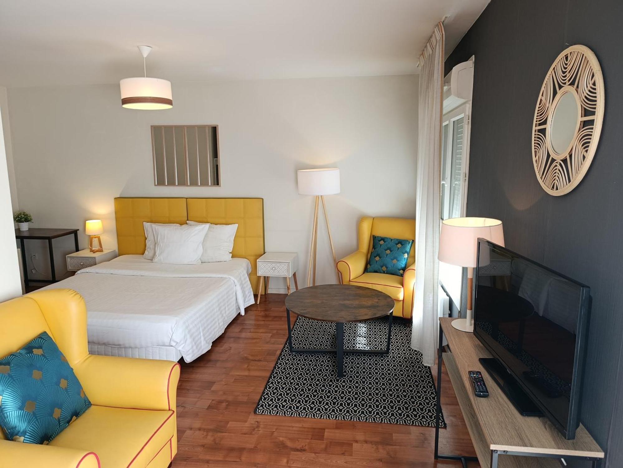 Brétigny-sur-Orge Residence Carouge Appart Hotel المظهر الخارجي الصورة